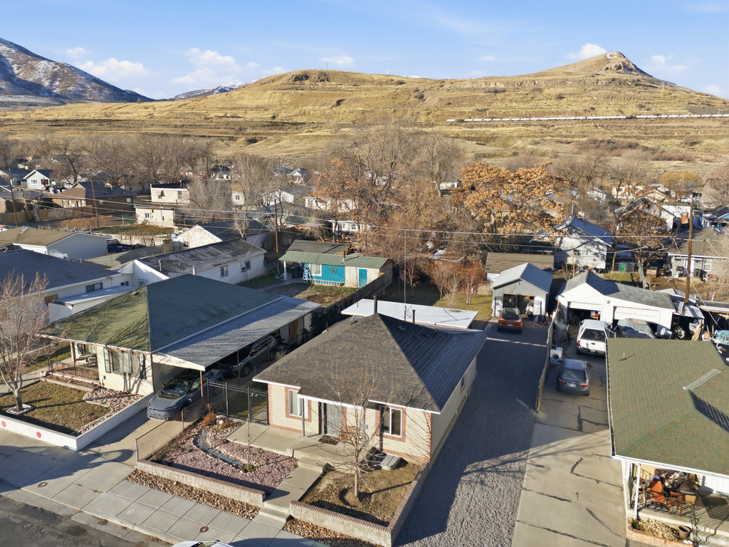 2864 S 9050 W Magna, UT 84044