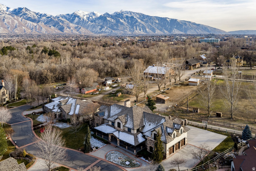 986 E WHEELER FARM CV Salt Lake City, UT 84121