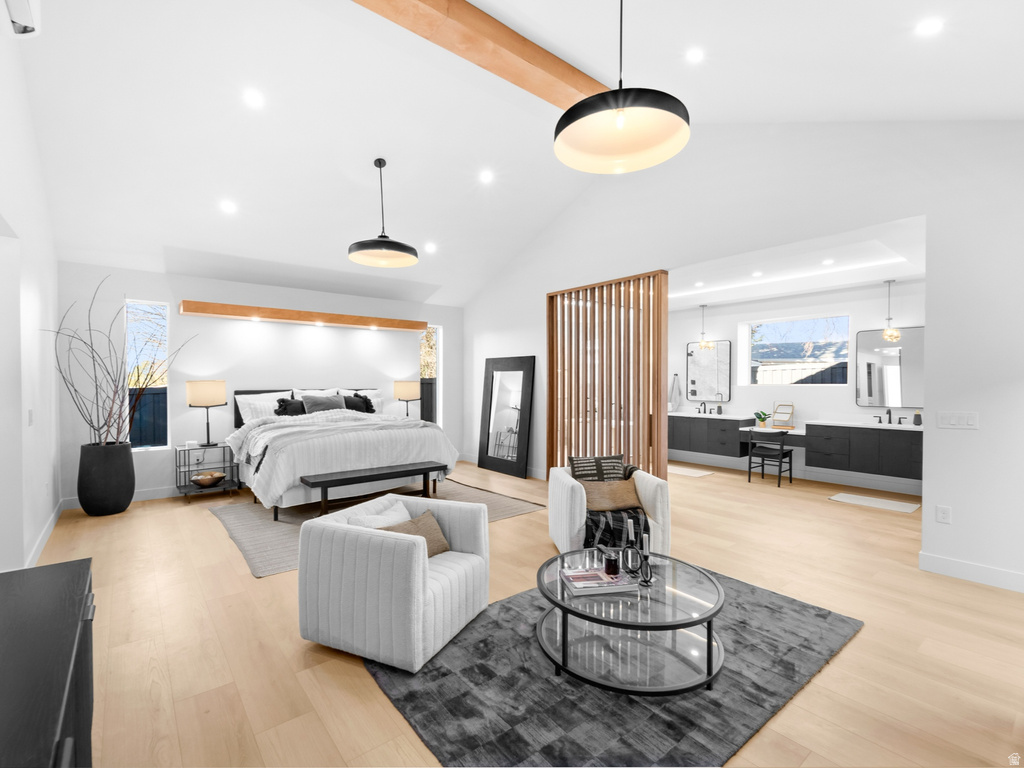 1975 E GUNDERSON LN Holladay, UT 84124