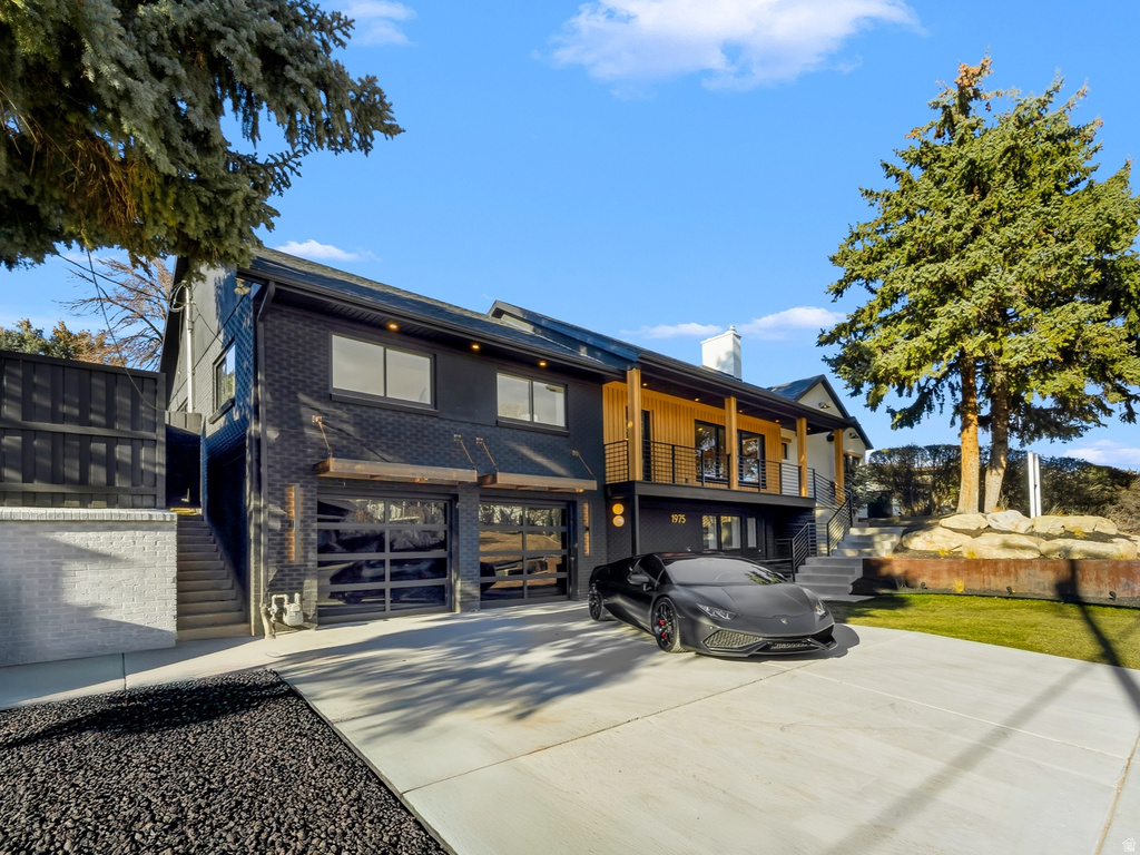 1975 E GUNDERSON LN Holladay, UT 84124