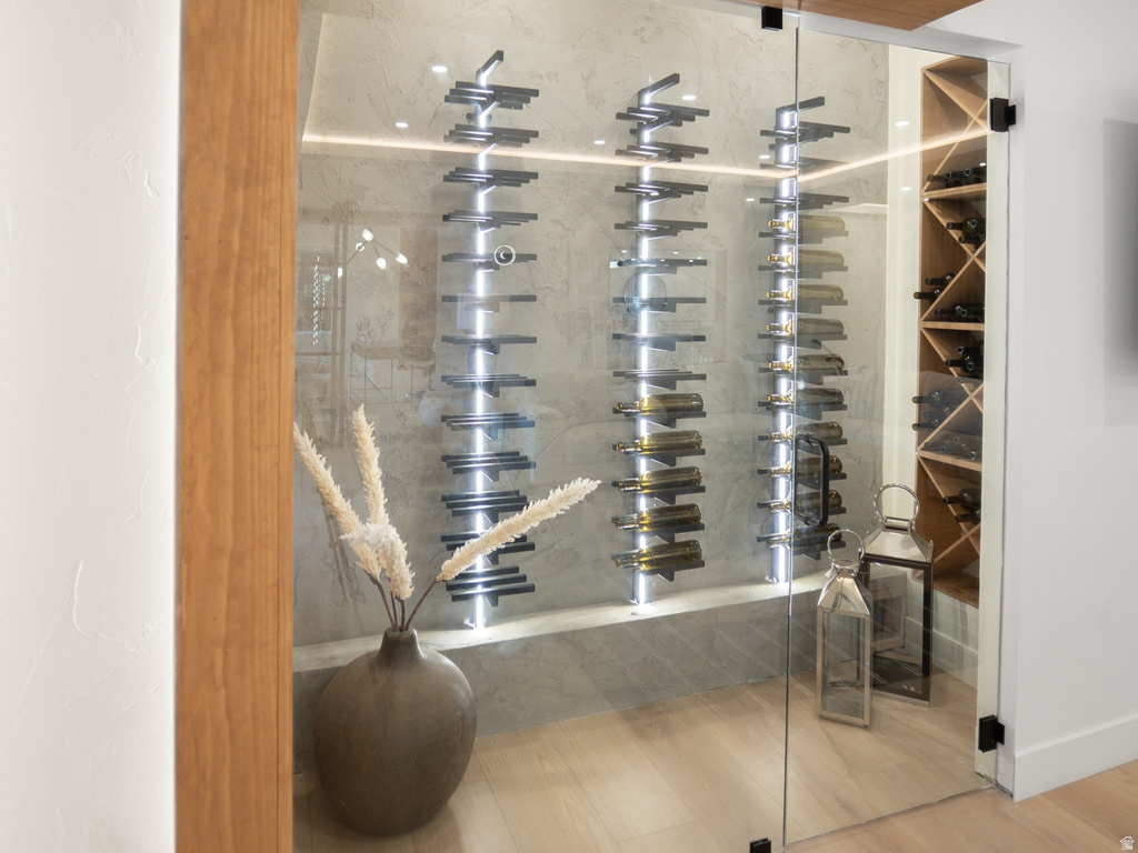 1975 E GUNDERSON LN Holladay, UT 84124