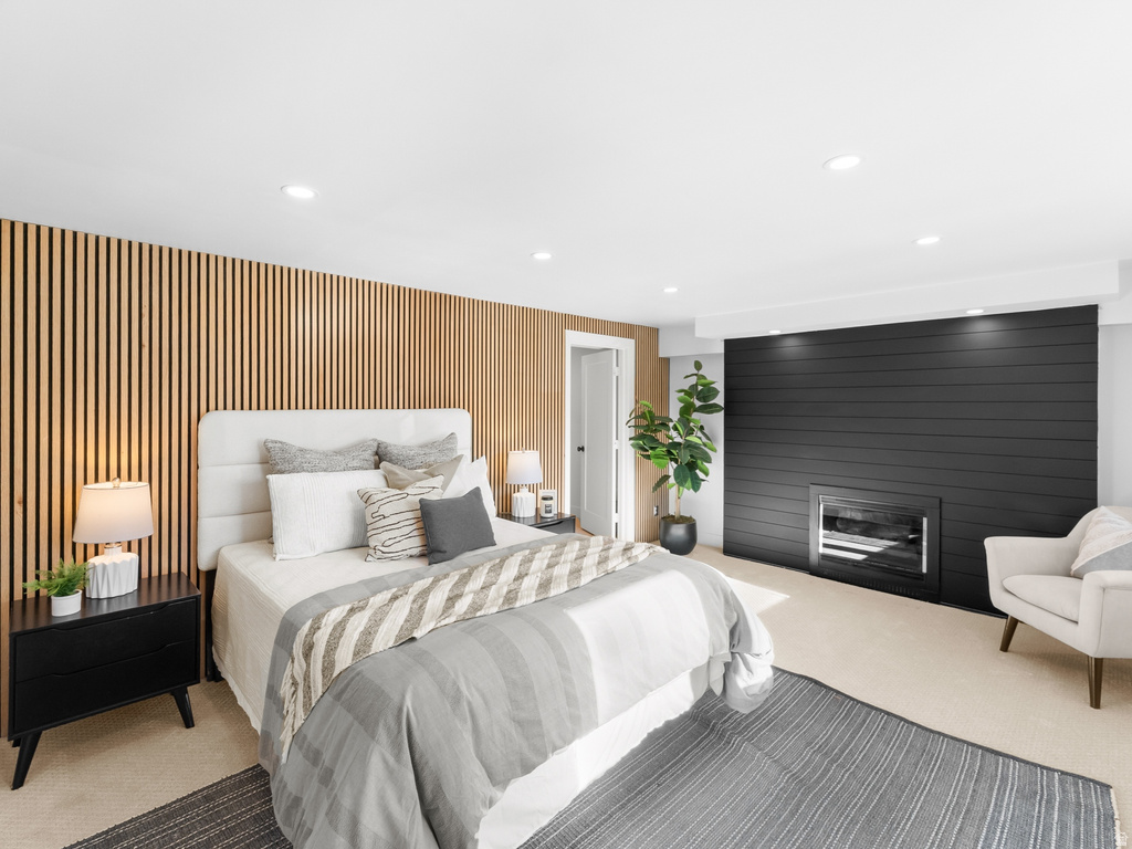 1975 E GUNDERSON LN Holladay, UT 84124