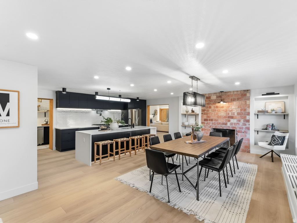 1975 E GUNDERSON LN Holladay, UT 84124