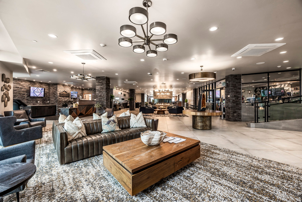 909 W PEACE TREE TRL #206 Kamas, UT 84036