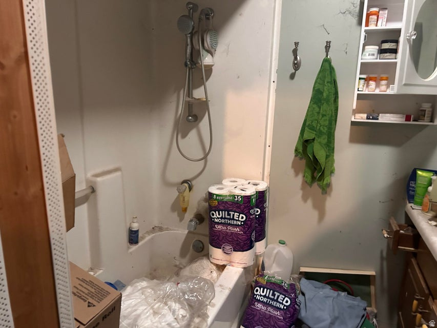 8732 W 5600 N Beryl, UT 84714