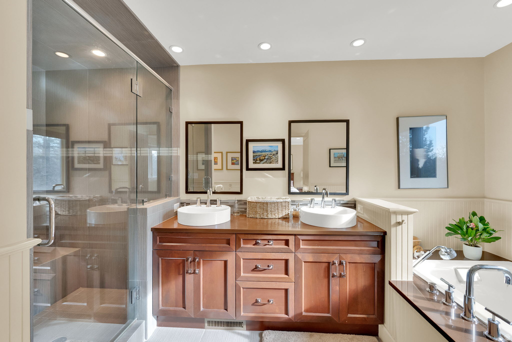 4201 E ABINADI RD Millcreek, UT 84124