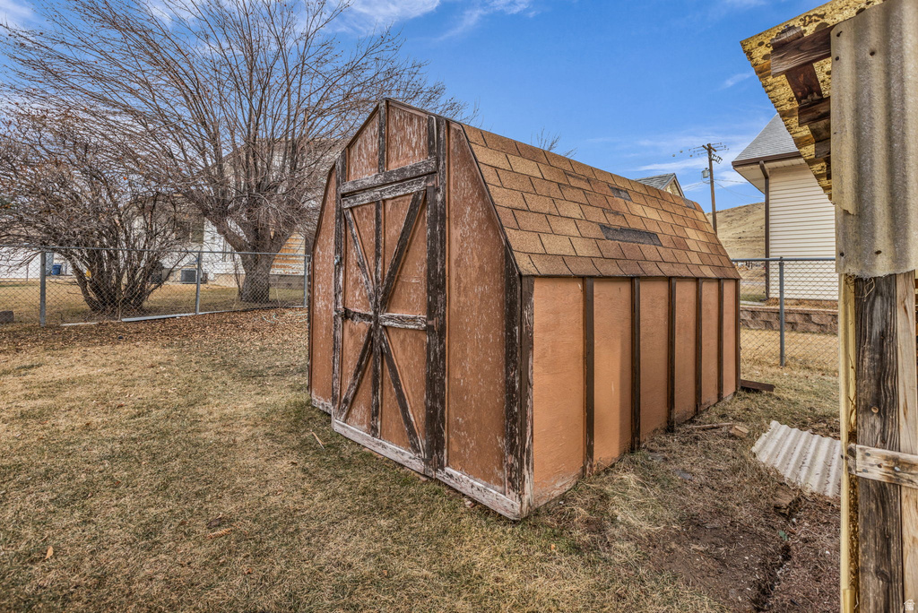 2070 S STATE ROAD 32 Wanship, UT 84017