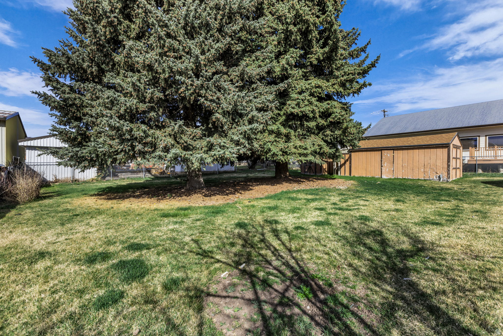 2070 S STATE ROAD 32 Wanship, UT 84017