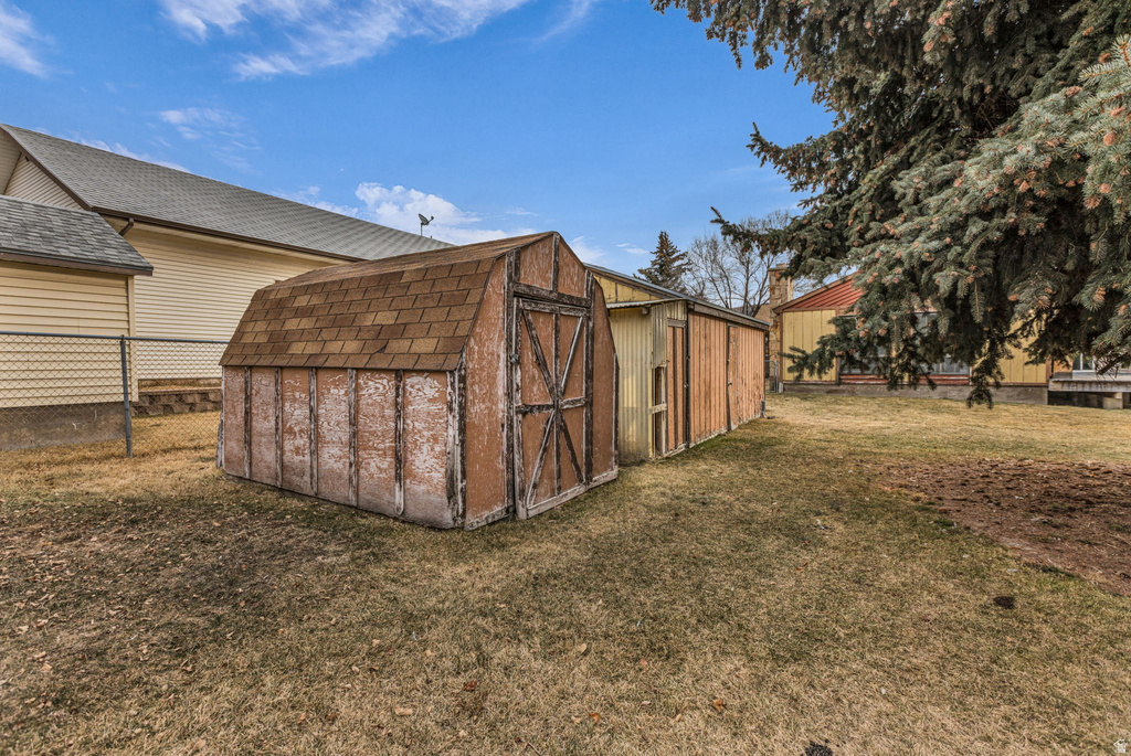 2070 S STATE ROAD 32 Wanship, UT 84017