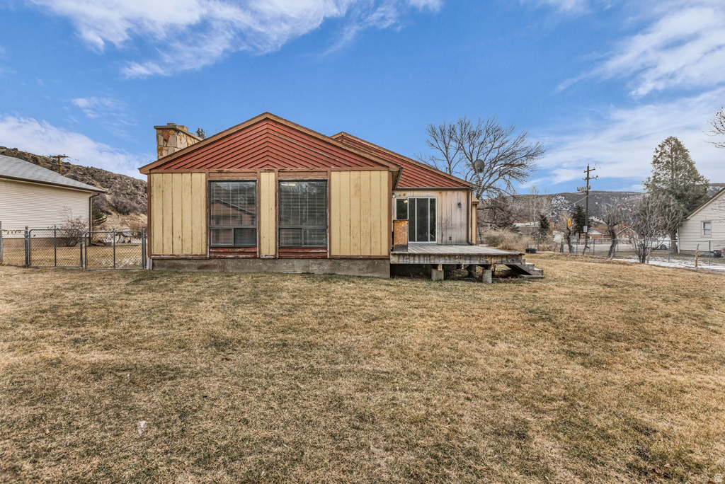 2070 S STATE ROAD 32 Wanship, UT 84017