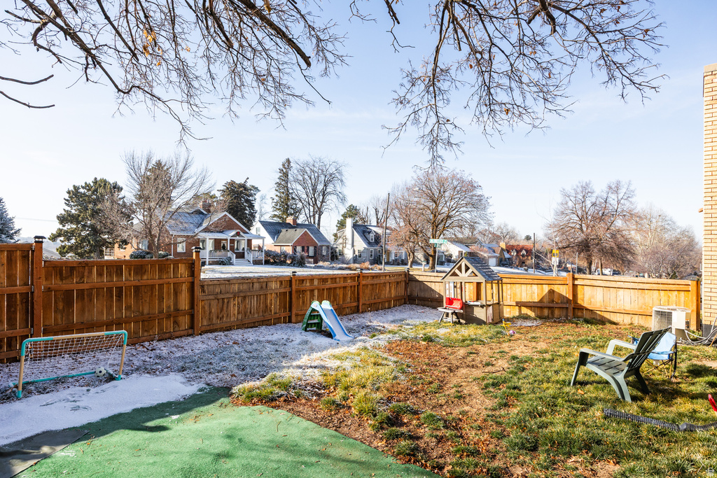 2890 S WHEELOCK AVE Ogden, UT 84403