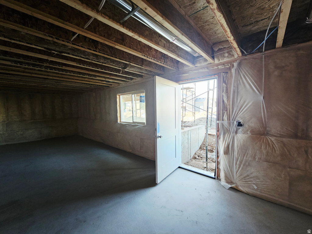 3219 N 2825 W #41 Plain City, UT 84404