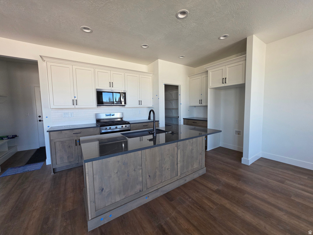 3219 N 2825 W #41 Plain City, UT 84404
