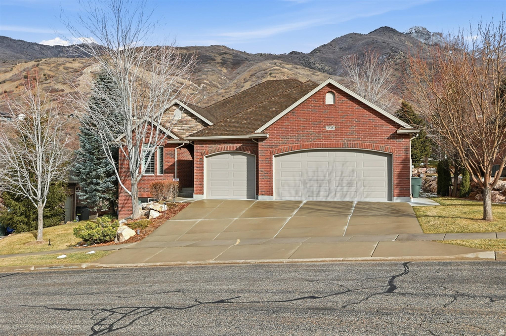 5538 S ELDERBERRY CT Ogden, UT 84403