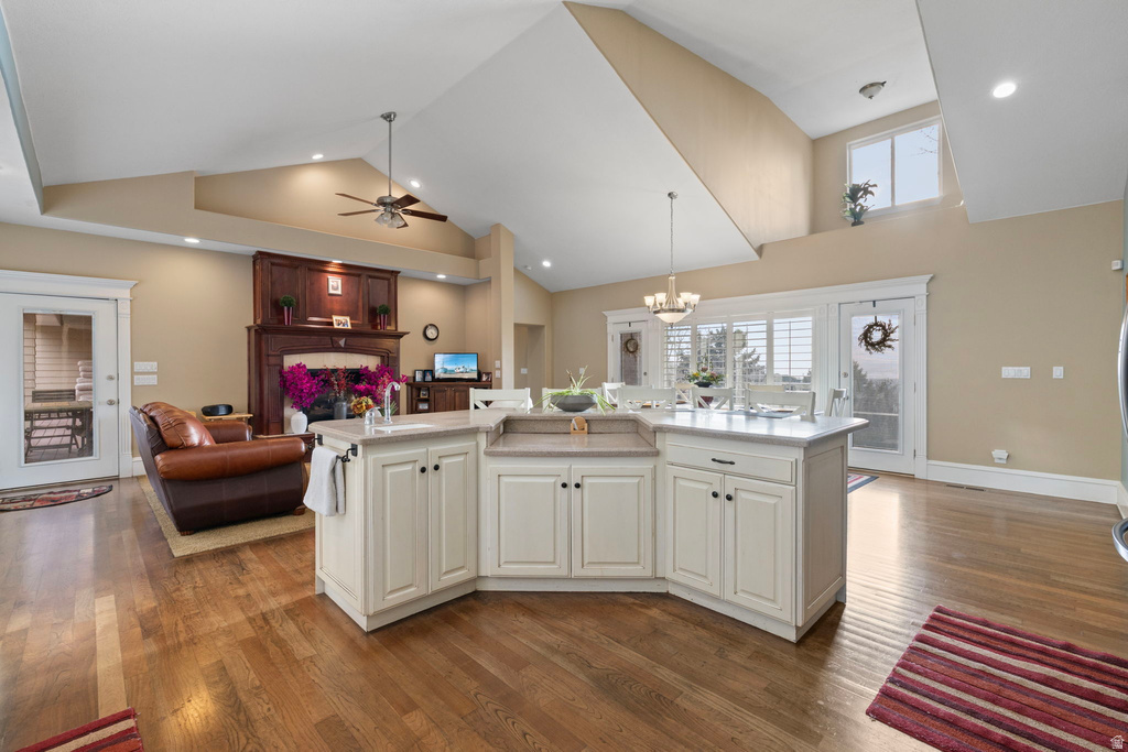 4640 N BROOKSHIRE CIR Provo, UT 84604