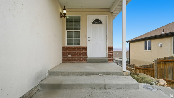 97 N OH HENRY ST Santaquin, UT 84655