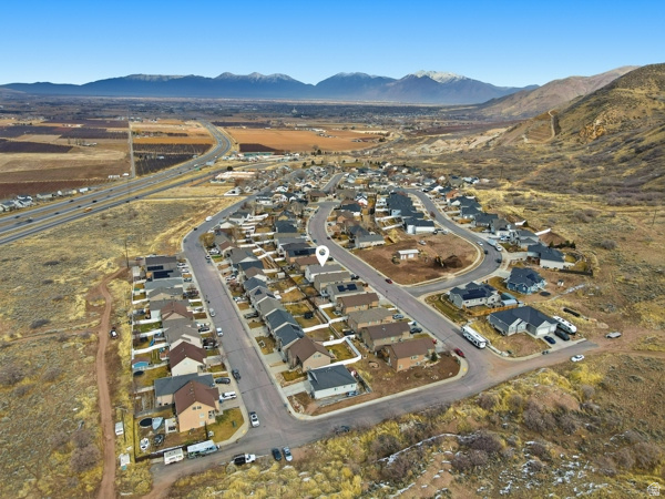 97 N OH HENRY ST Santaquin, UT 84655