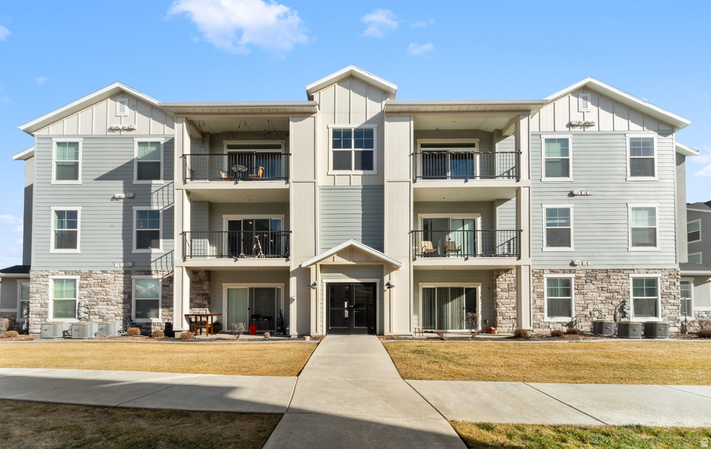 1128 S 820 E #9-204 Heber City, UT 84032