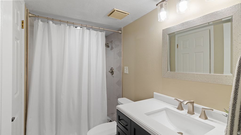 6587 S 1570 E Murray, UT 84121