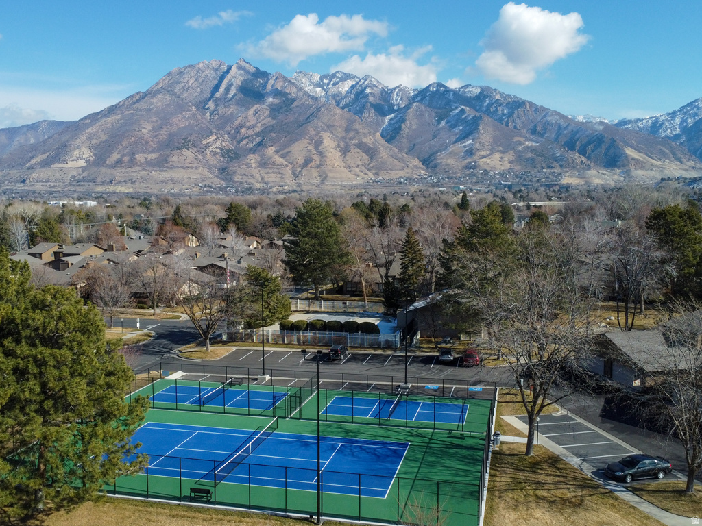 6587 S 1570 E Murray, UT 84121