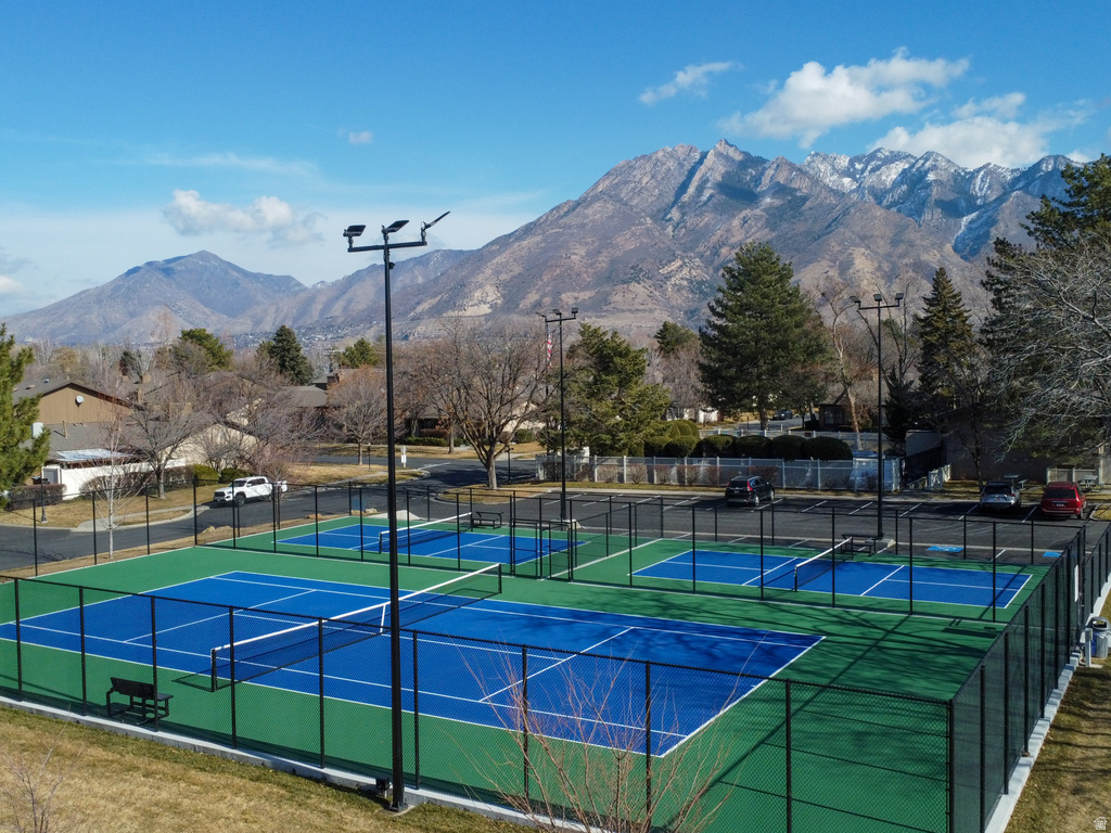 6587 S 1570 E Murray, UT 84121