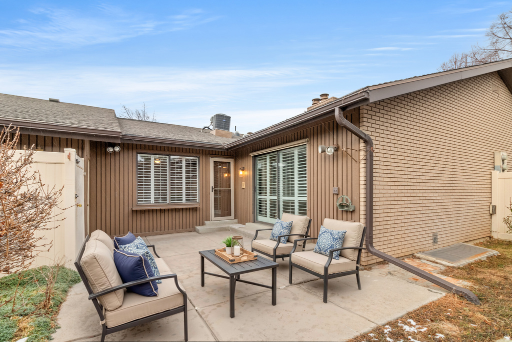 6587 S 1570 E Murray, UT 84121