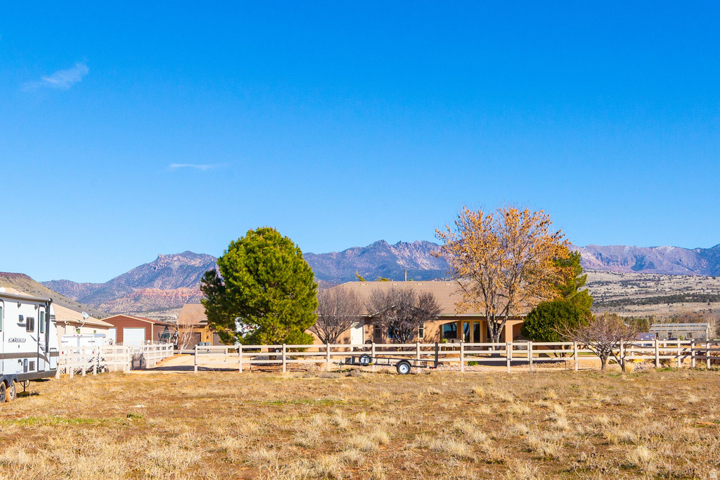 1383 N CANYON TRAILS DR Dammeron Valley, UT 84783