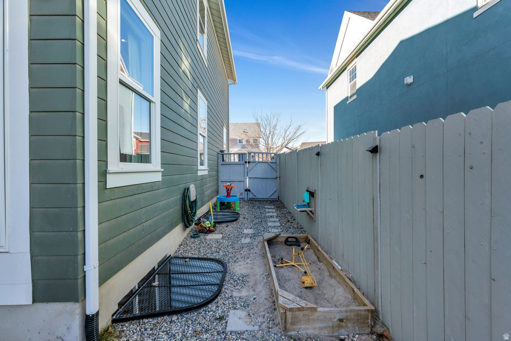 11463 S WILLOW WALK DR South Jordan, UT 84009