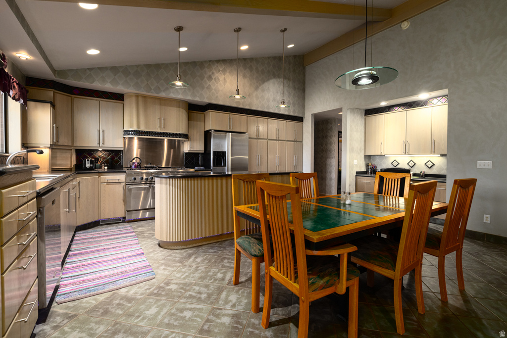 1620 W 750 N Vernal, UT 84078