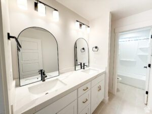 3541 W MILLERBERG CIR West Jordan, UT 84084