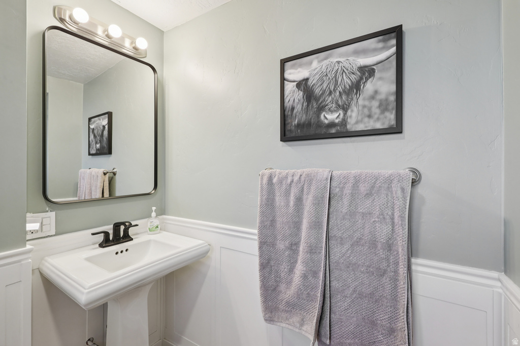 1896 CLIFF PL Layton, UT 84041