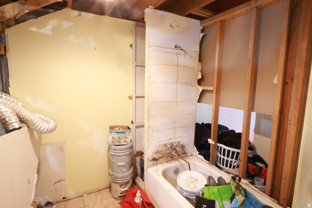 6614 W KING VALLEY DR West Valley City, UT 84128