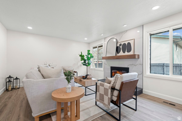 6607 S 2300 E Cottonwood Heights, UT 84121