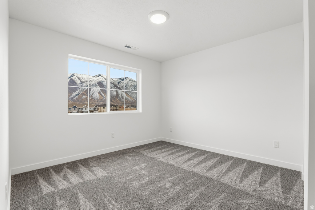 653 N PLAINSMAN DR Spanish Fork, UT 84660