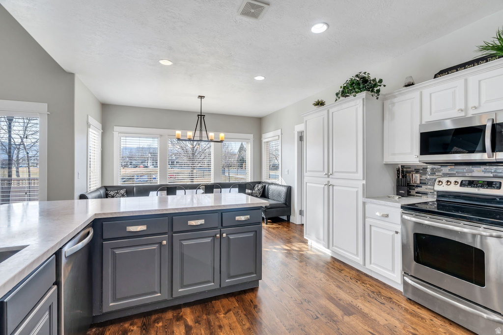4497 W PALE MOON LN South Jordan, UT 84009