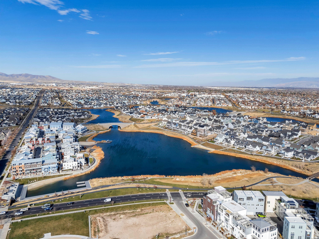 4497 W PALE MOON LN South Jordan, UT 84009