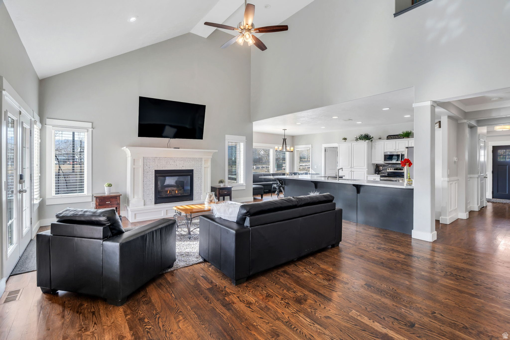 4497 W PALE MOON LN South Jordan, UT 84009