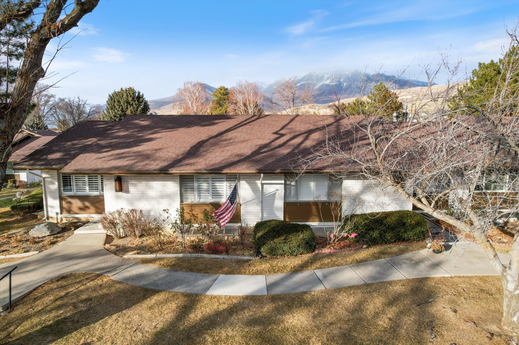 285 N THREE FOUNTAINS DR Provo, UT 84604