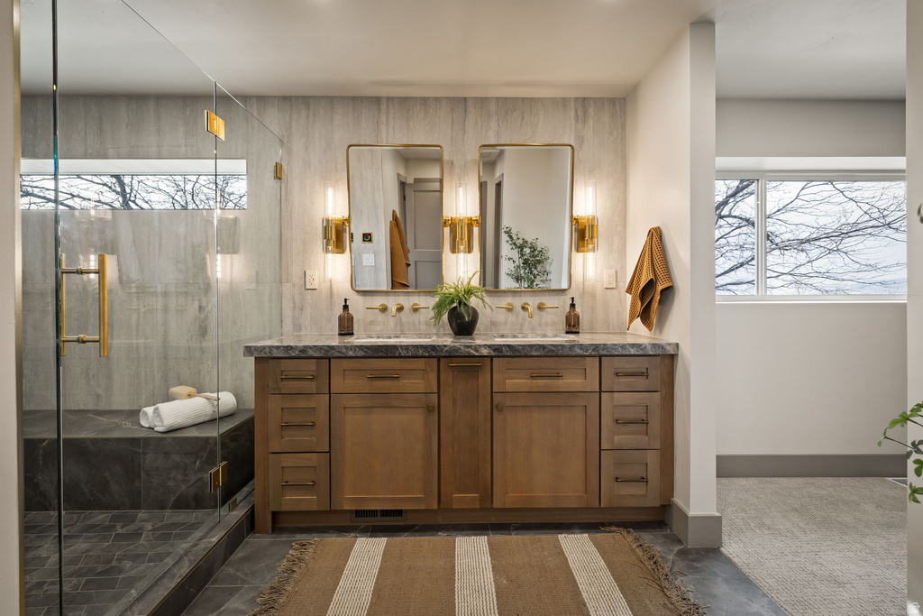 2551 E SHERWOOD DR Salt Lake City, UT 84108