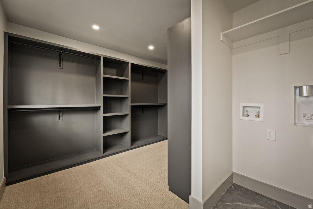 2551 E SHERWOOD DR Salt Lake City, UT 84108