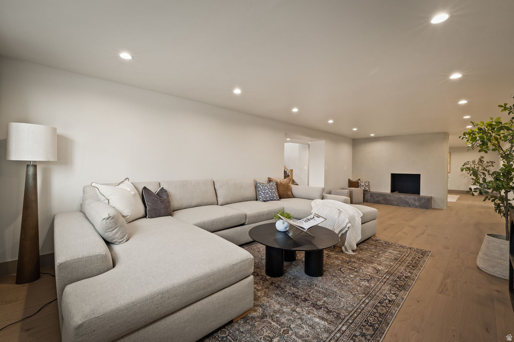 2551 E SHERWOOD DR Salt Lake City, UT 84108