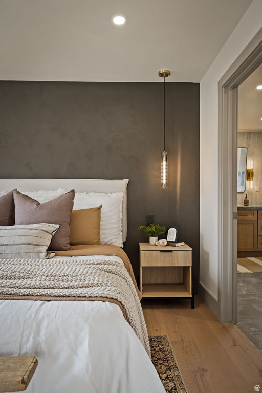 2551 E SHERWOOD DR Salt Lake City, UT 84108