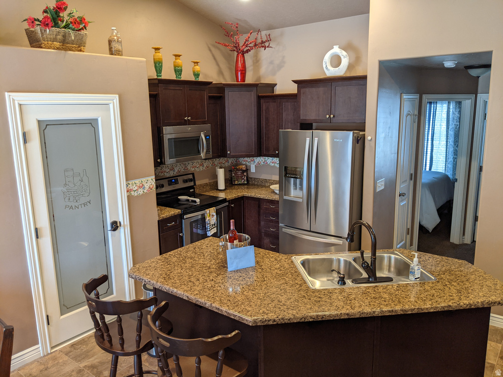 310 S HERITAGE DR Vernal, UT 84078