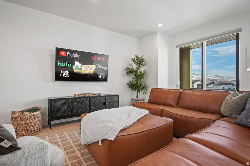 5957 N MESA ARCH LANE LN Mountain Green, UT 84050