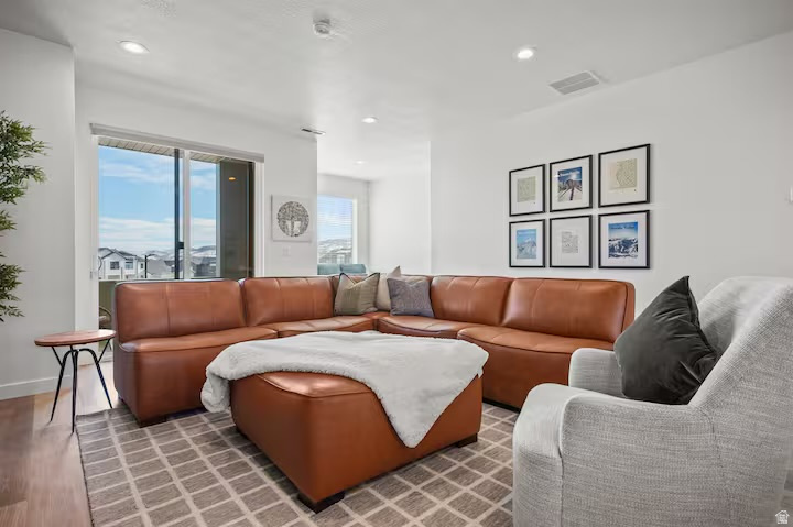 5957 N MESA ARCH LANE LN Mountain Green, UT 84050