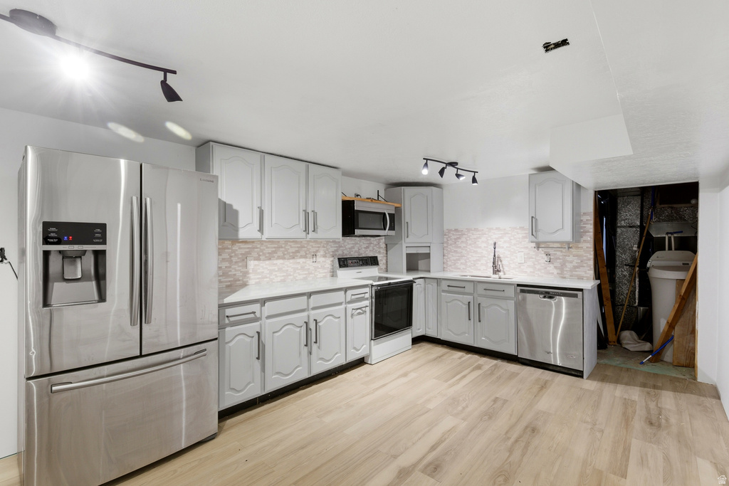 328 E ISGREEN CIR Tooele, UT 84074