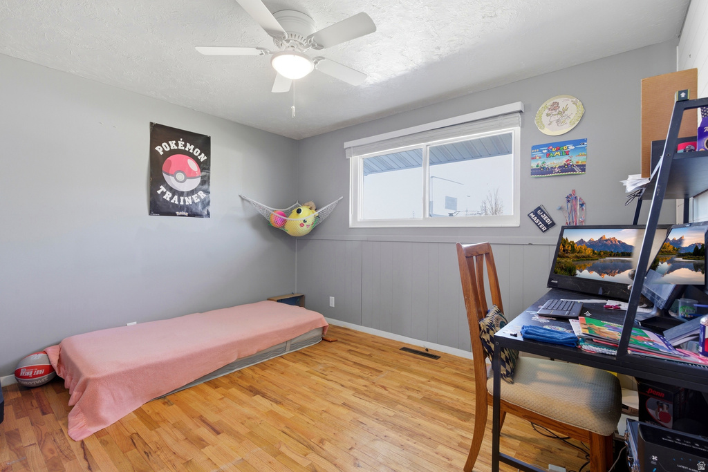 328 E ISGREEN CIR Tooele, UT 84074