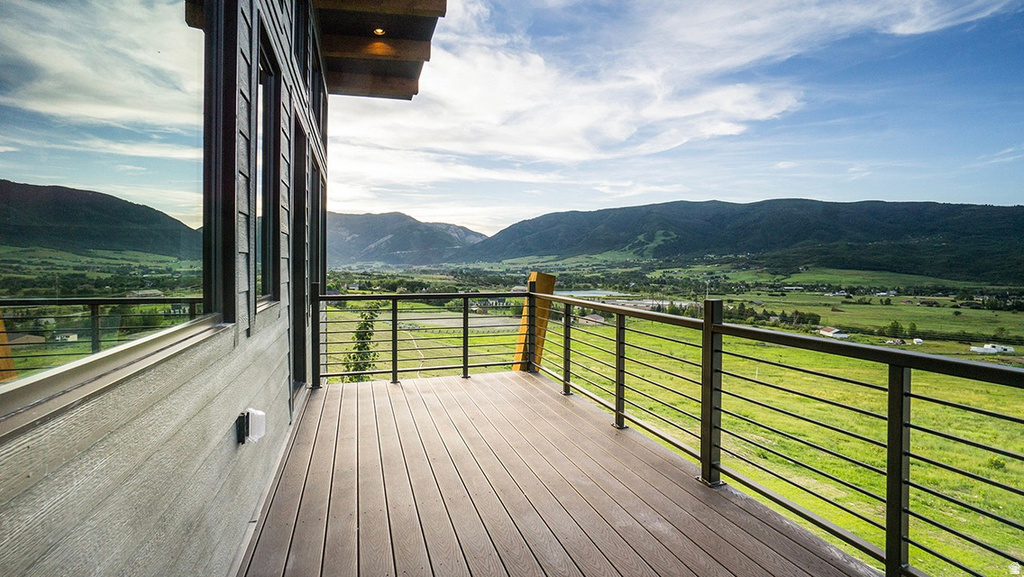 5345 E 3450 N #1004 Eden, UT 84310