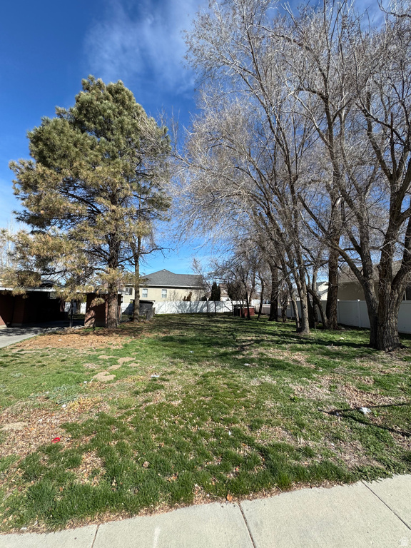 489 E 7800 S Sandy, UT 84047