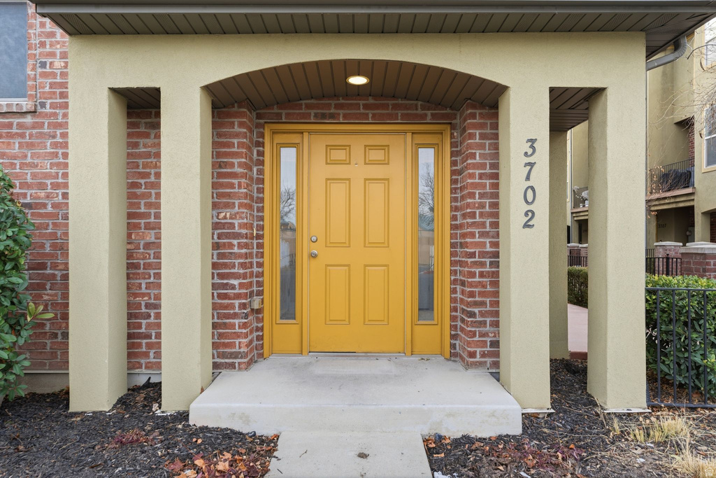 3702 S BALMOSSIE DR South Salt Lake, UT 84115